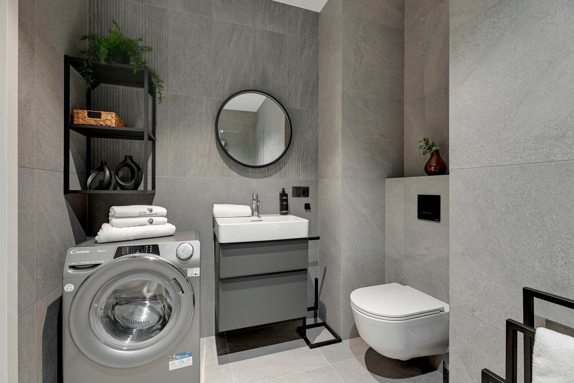 Scala 60E City Center Premium Apartments With Parking By Lion Apartments กดัญสก์ ภายนอก รูปภาพ